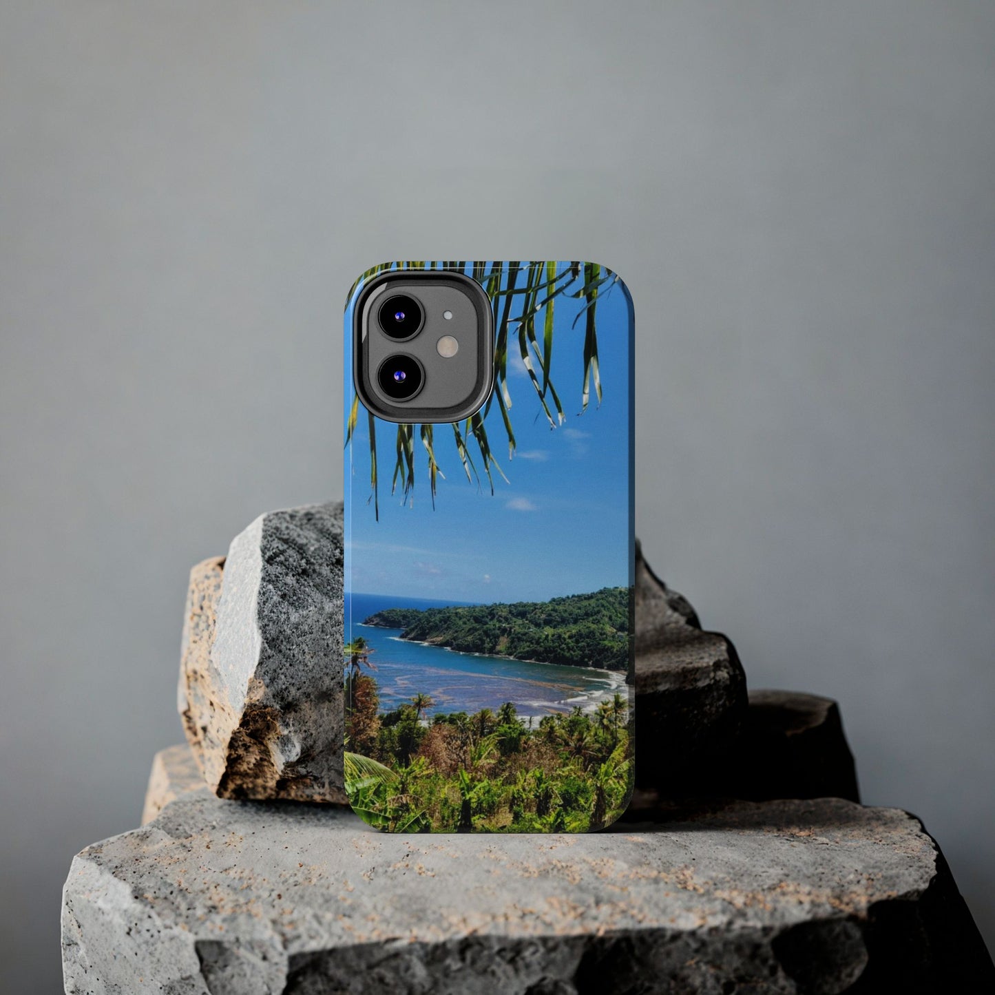 Nature-inspired tropical iphone and Samsung phone cases perfect for summer. Ideal for beach trips, vacations,