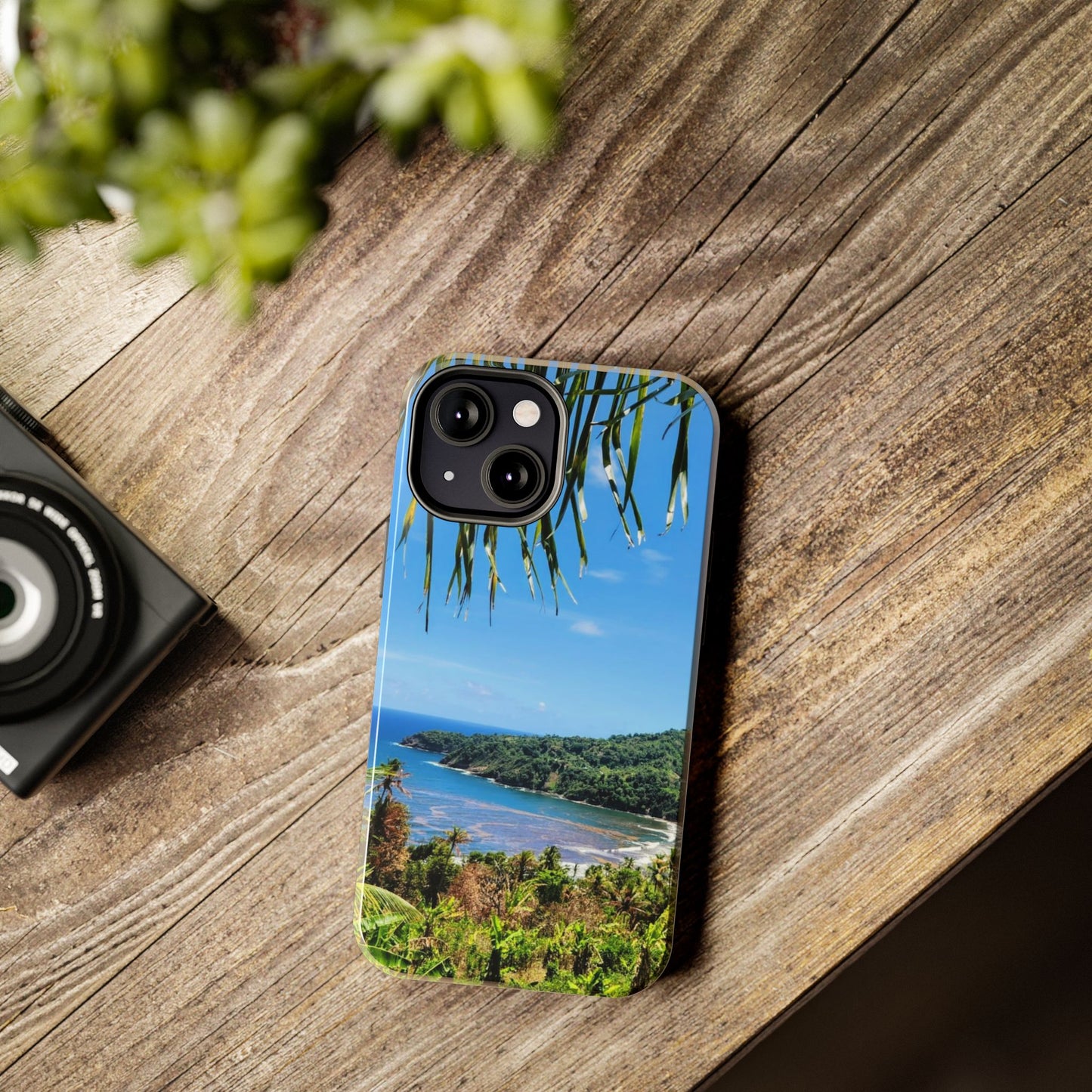 Nature-inspired tropical iphone and Samsung phone cases perfect for summer. Ideal for beach trips, vacations,