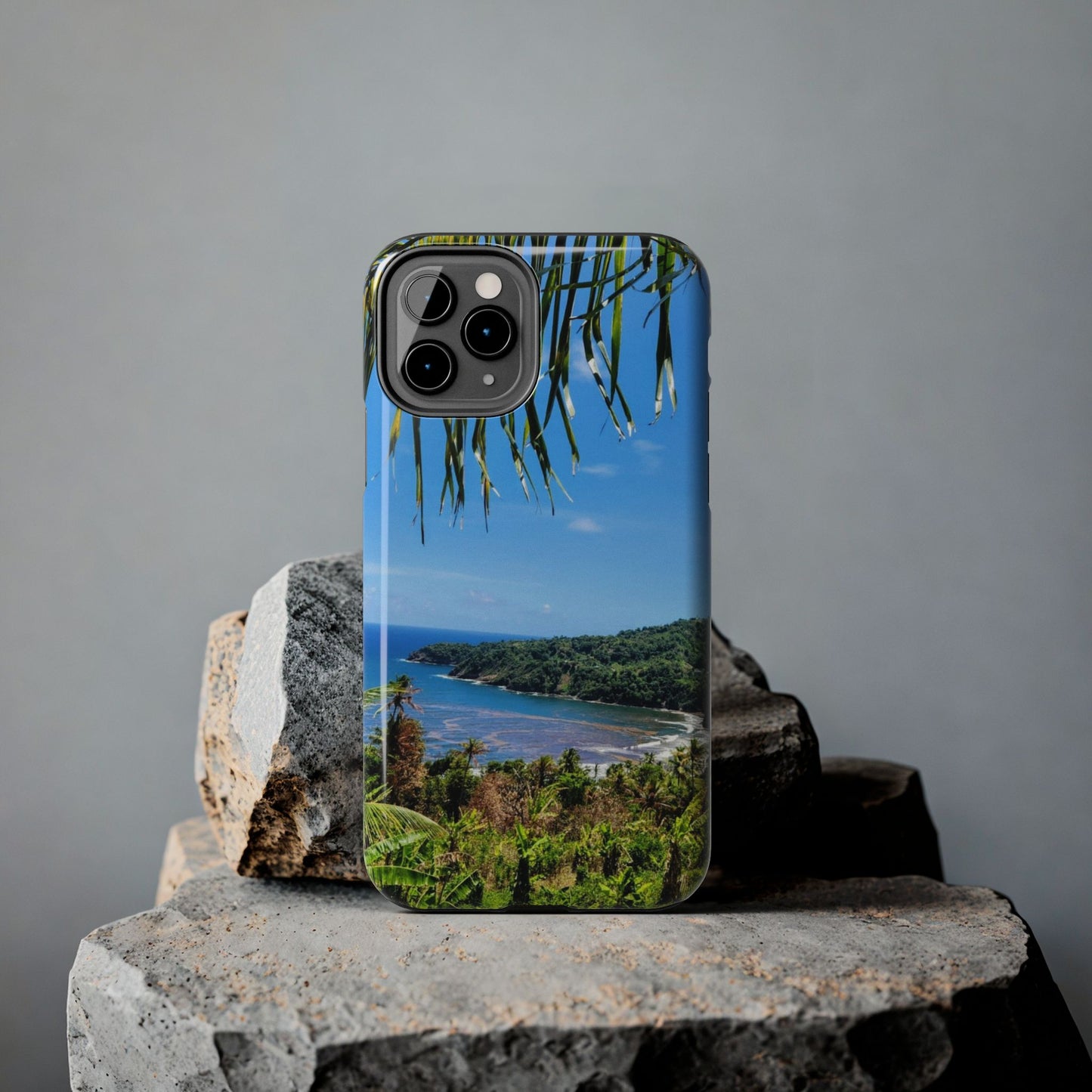 Nature-inspired tropical iphone and Samsung phone cases perfect for summer. Ideal for beach trips, vacations,