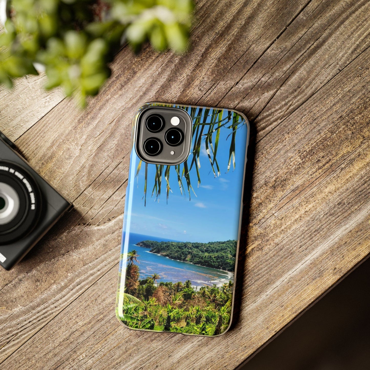 Nature-inspired tropical iphone and Samsung phone cases perfect for summer. Ideal for beach trips, vacations,