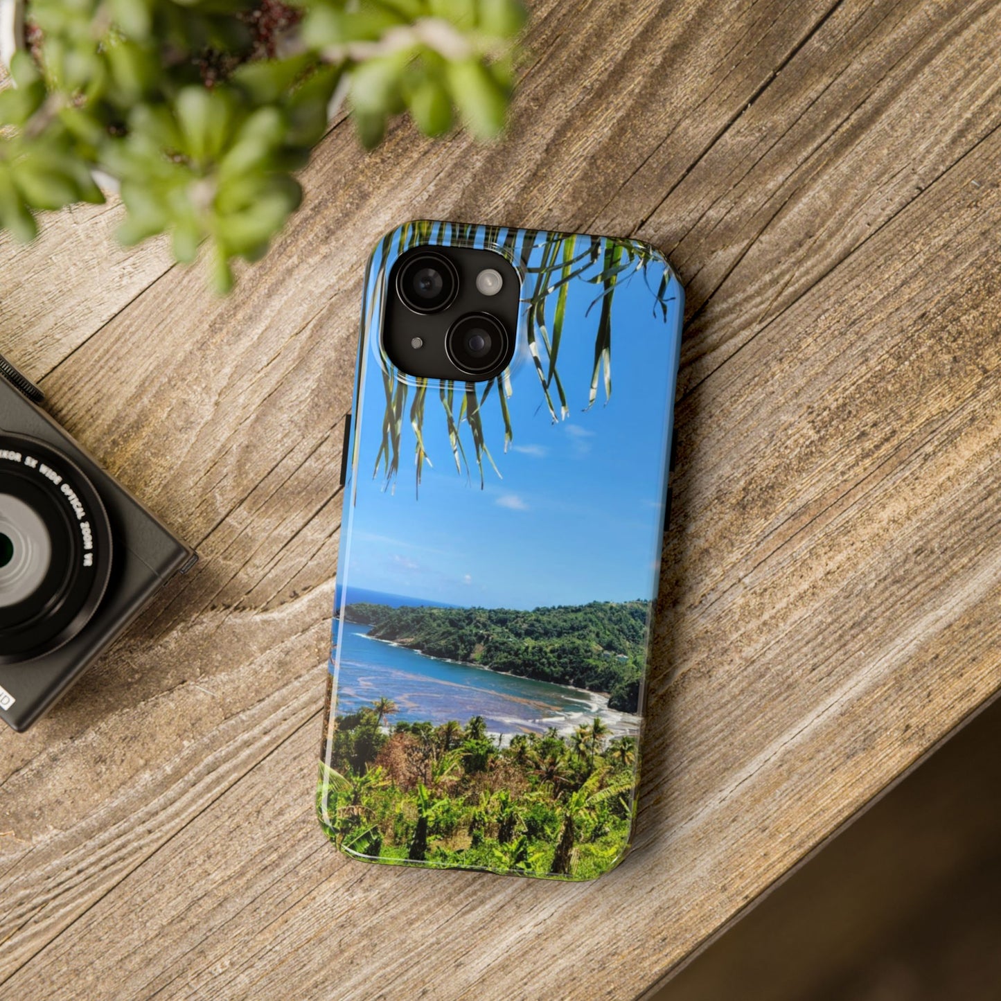 Nature-inspired tropical iphone and Samsung phone cases perfect for summer. Ideal for beach trips, vacations,